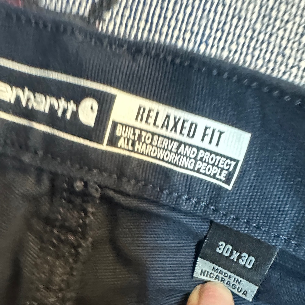 30x30  CARHARTT RELAX FIT WOMEN  in amazing conditions . Beautiful pants 👌 - Picture 4 of 9